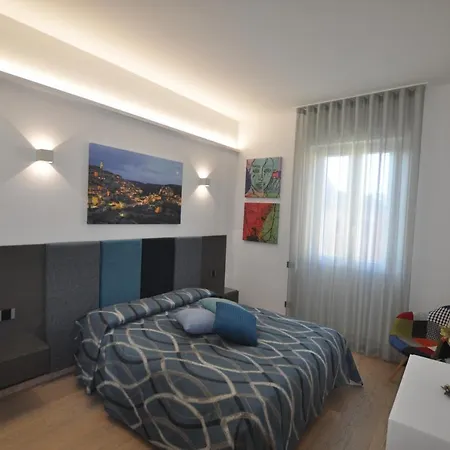 Holiday home Le Dimore Della Luna Via Liguria 6