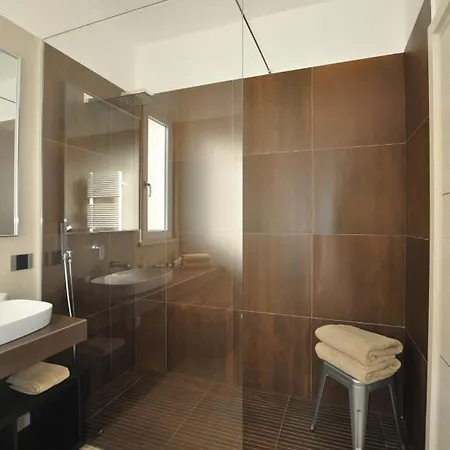 Le Dimore Della Luna Via Liguria 6